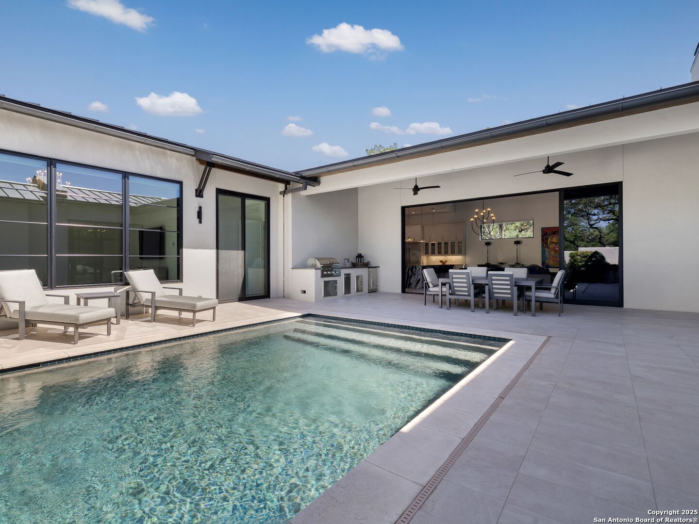 107 Manorbrook