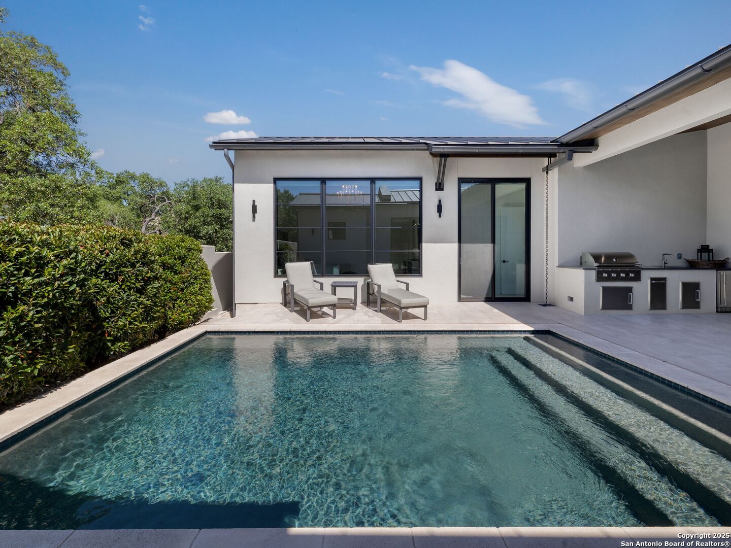 107 Manorbrook
