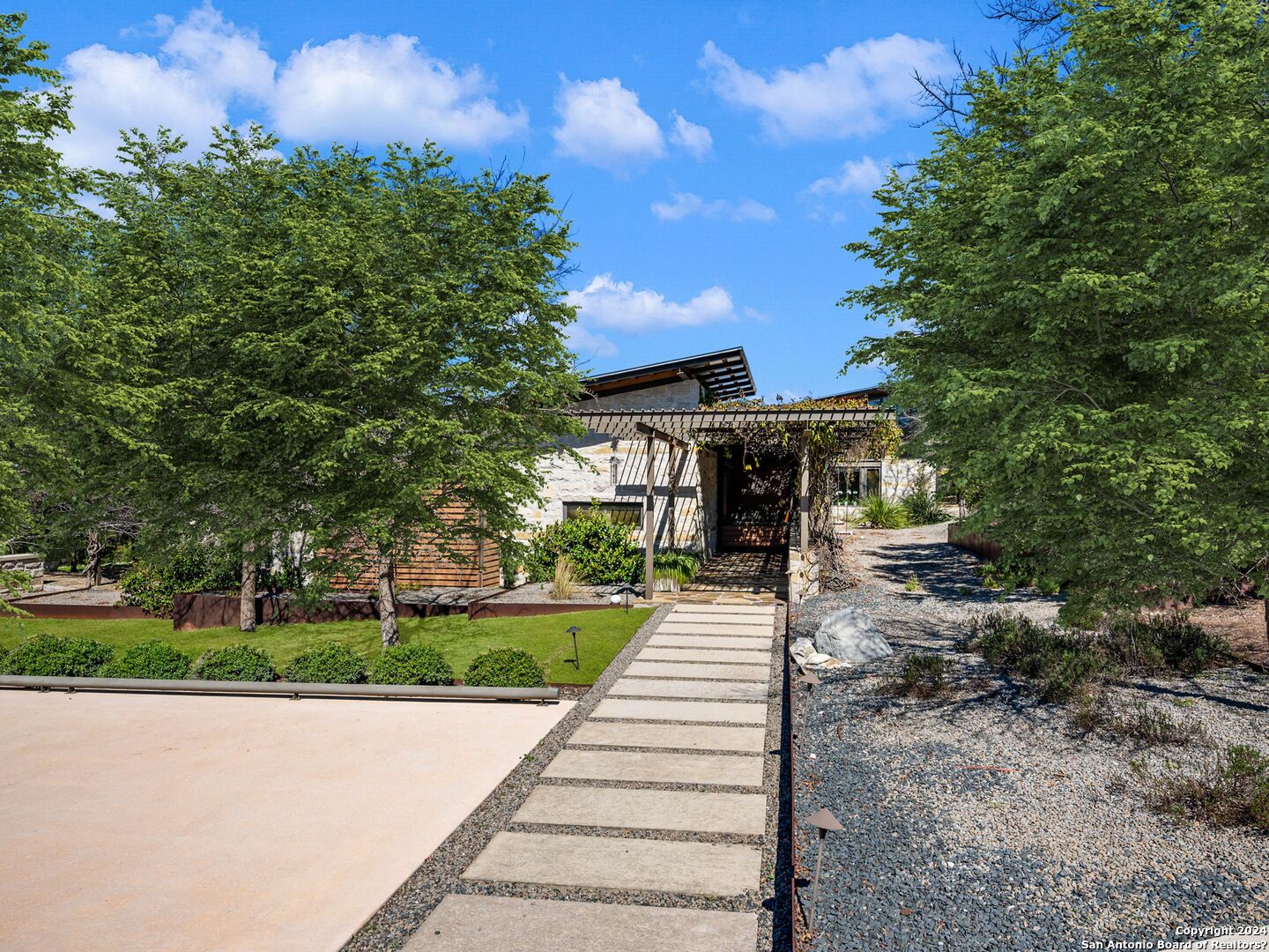 25053 Black Creek