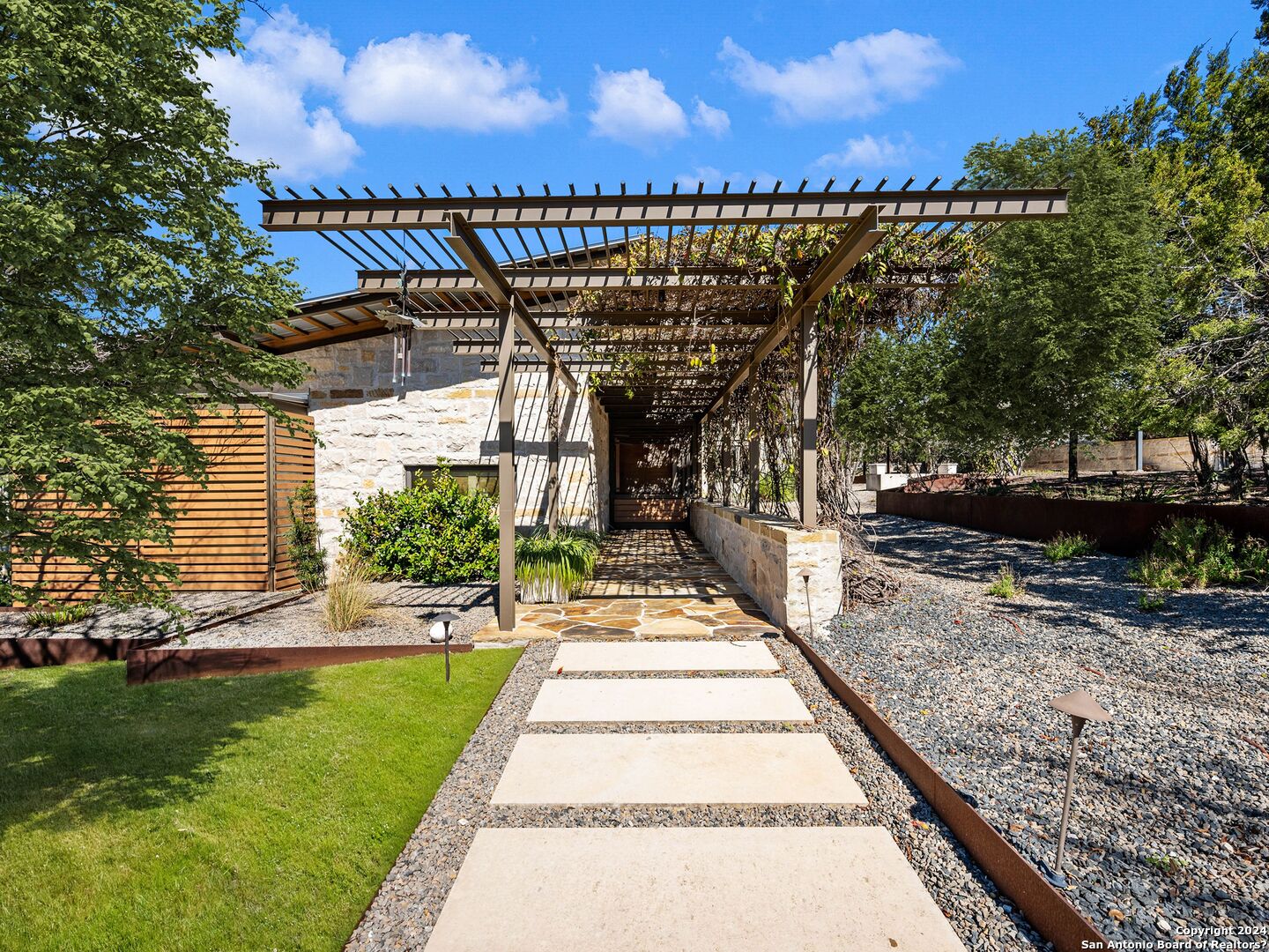 25053 Black Creek