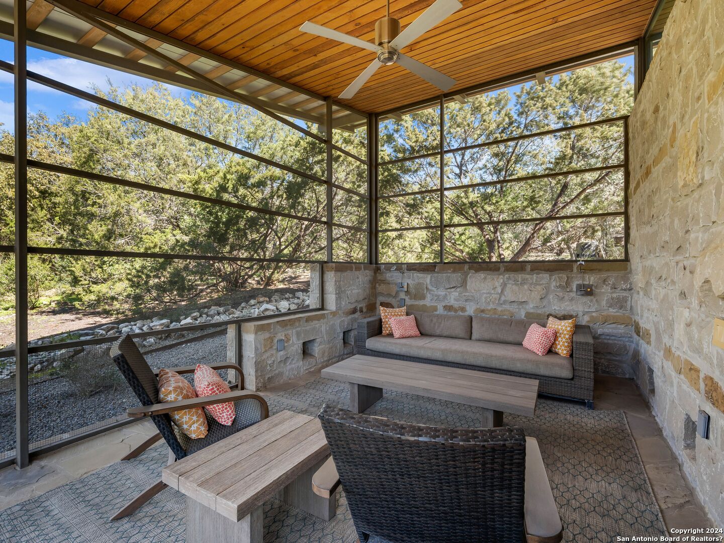 25053 Black Creek