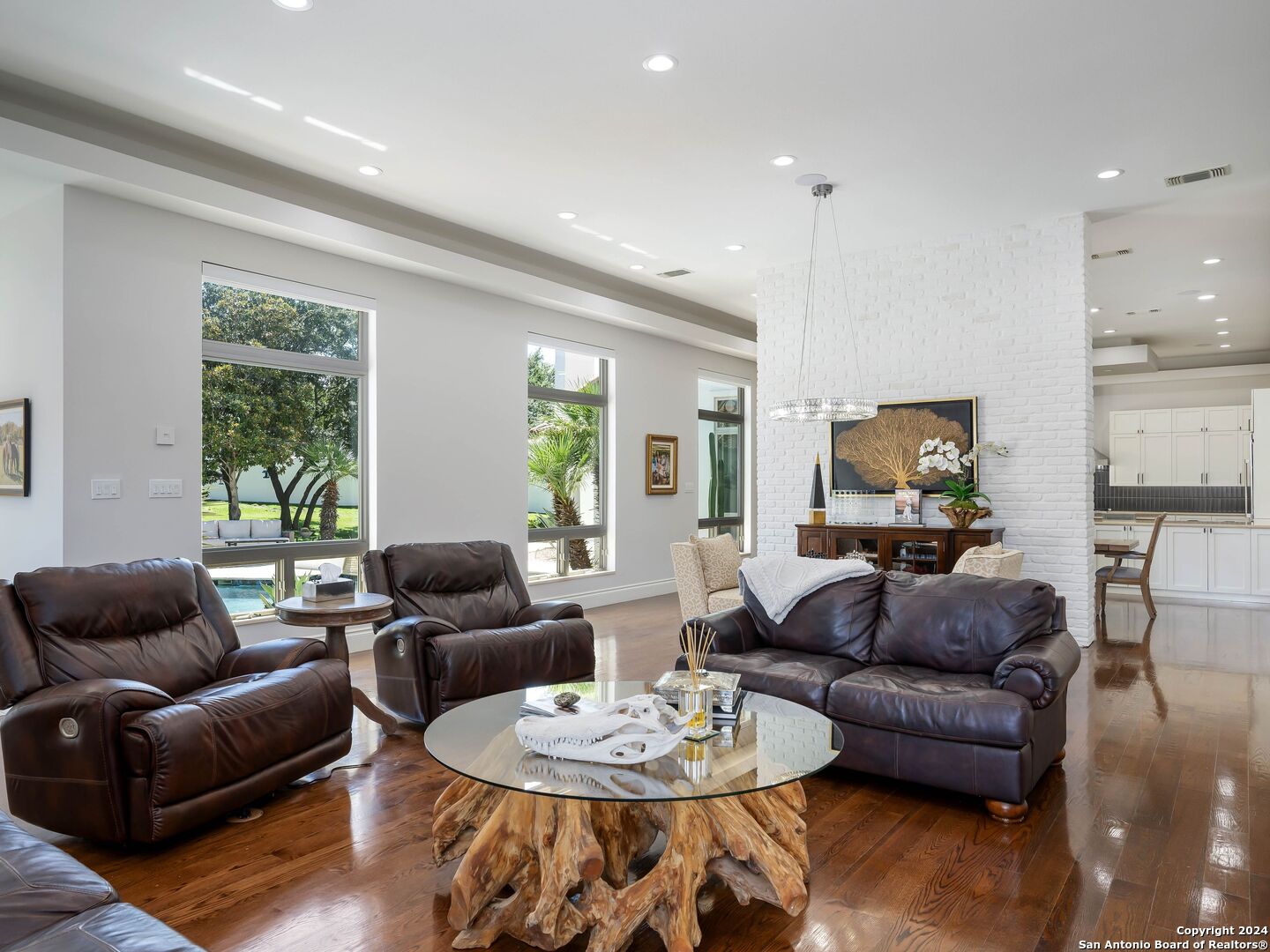 3 FLORENCE CT