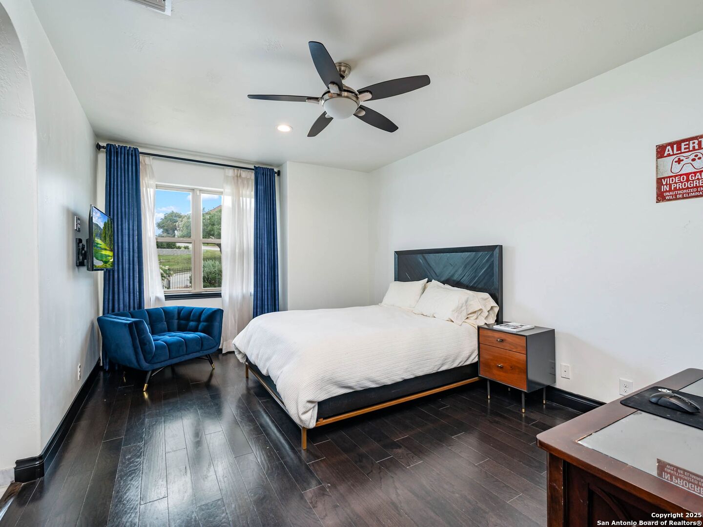 1402 Grey Flint Cove