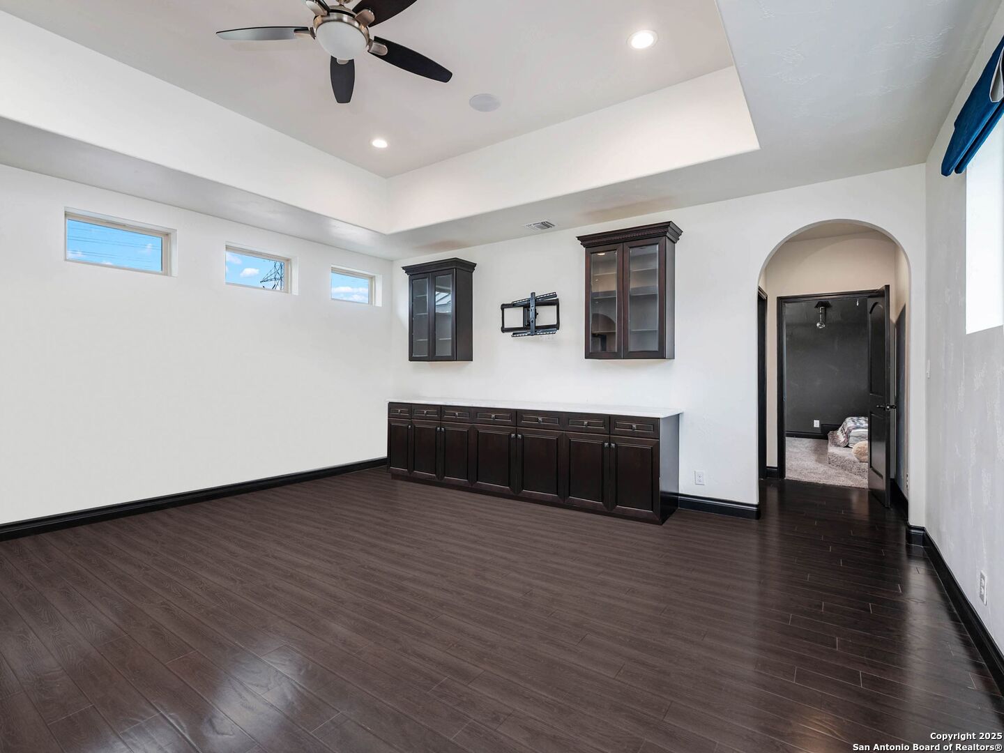 1402 Grey Flint Cove