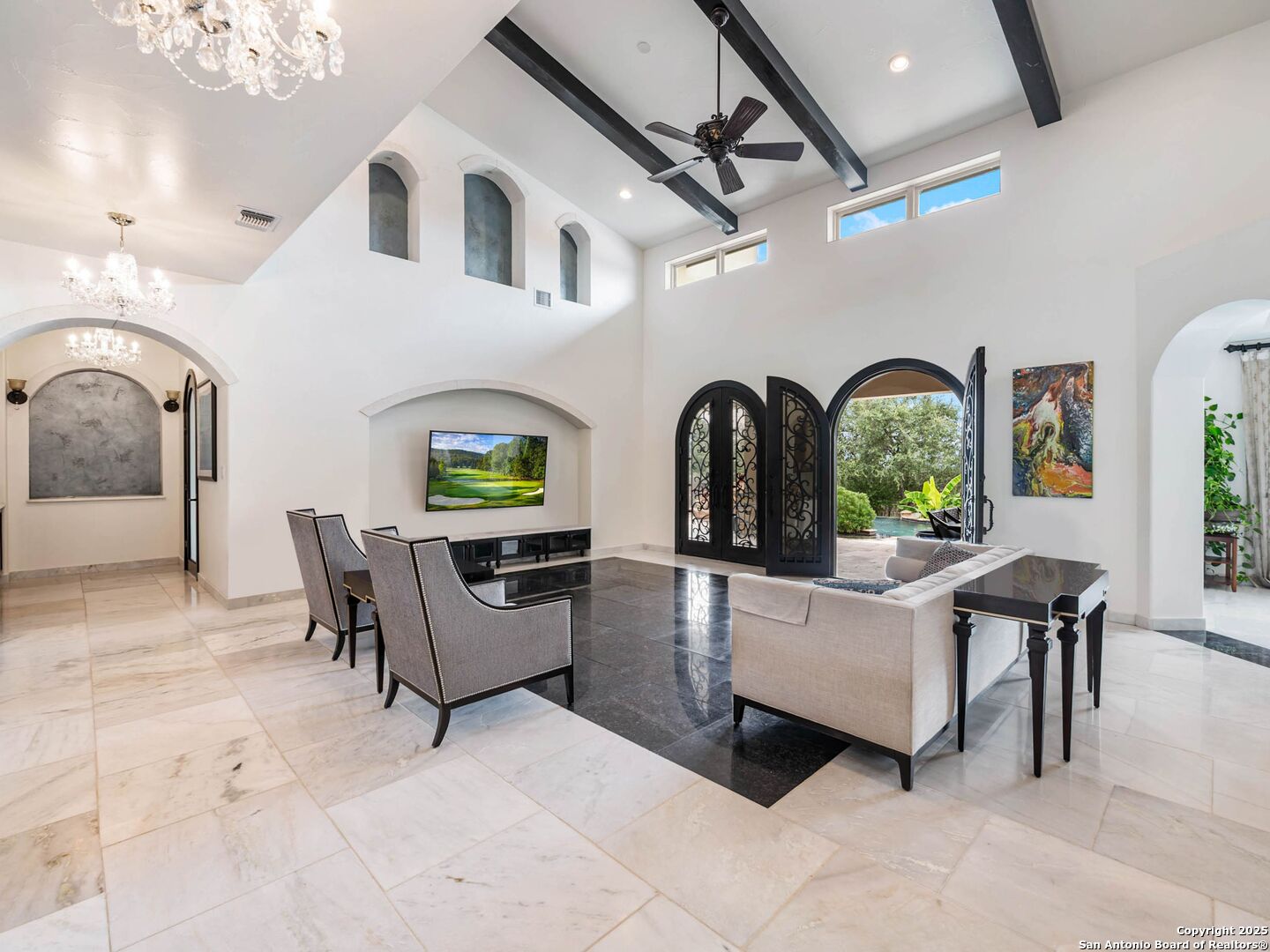1402 Grey Flint Cove