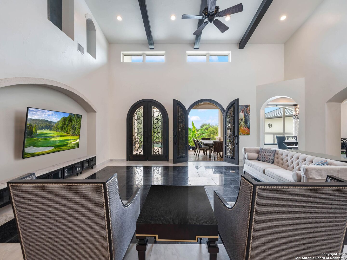 1402 Grey Flint Cove