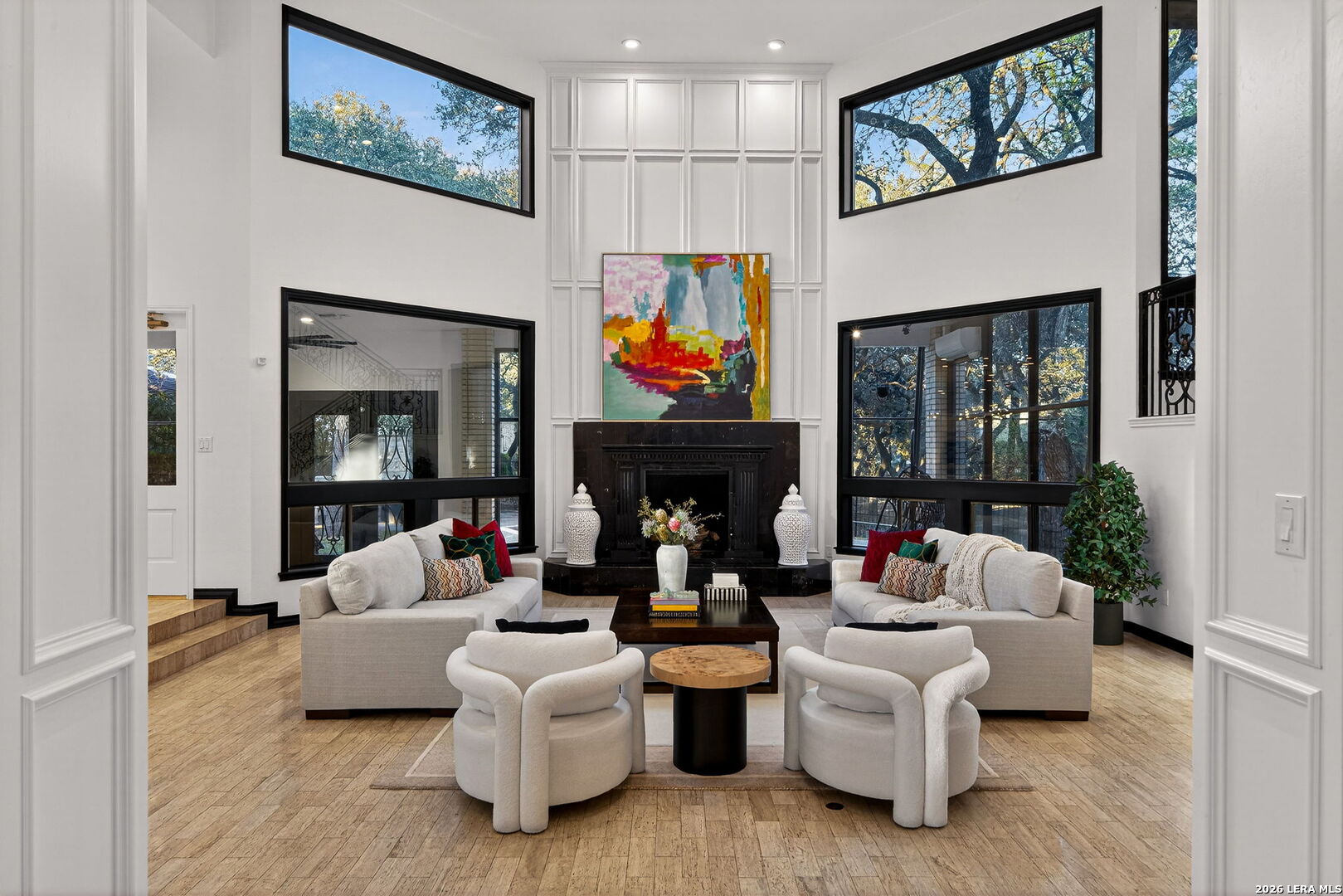 12514 Elm Manor