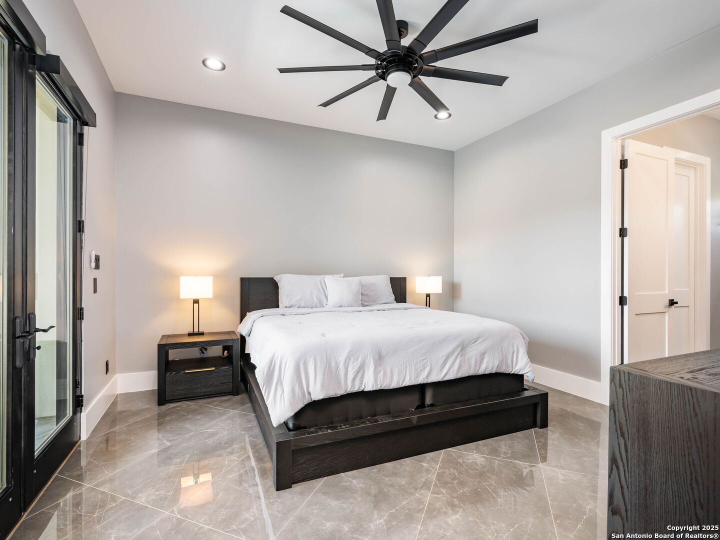 25003 Miranda Ridge