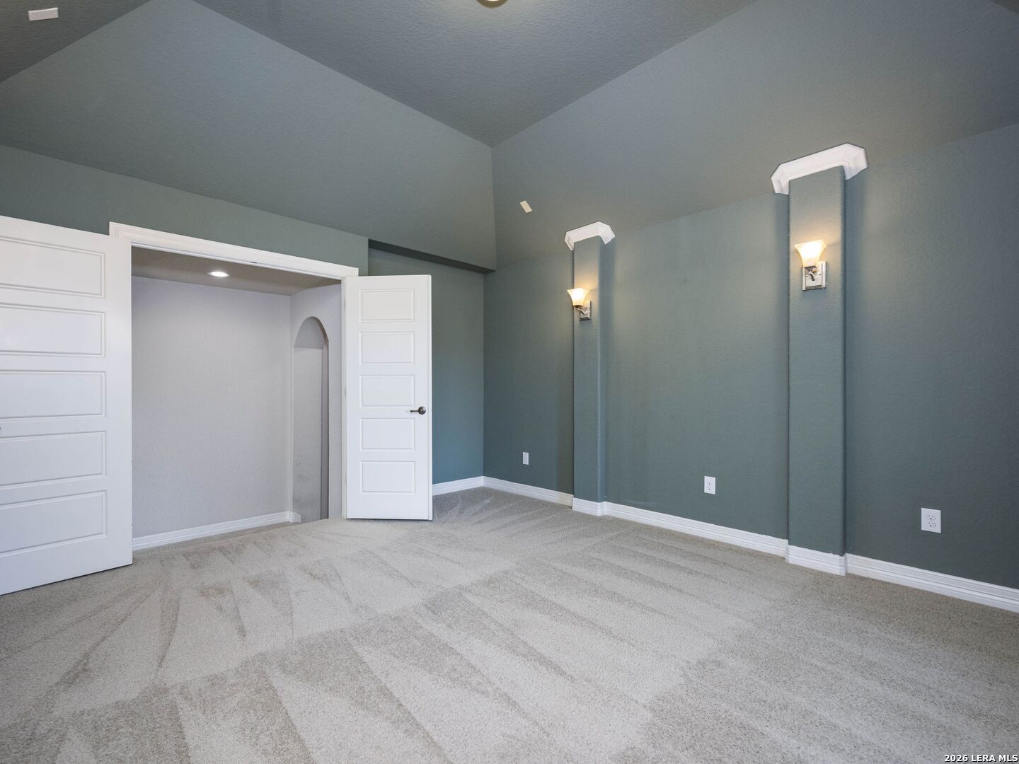 8323 Winecup Hill
