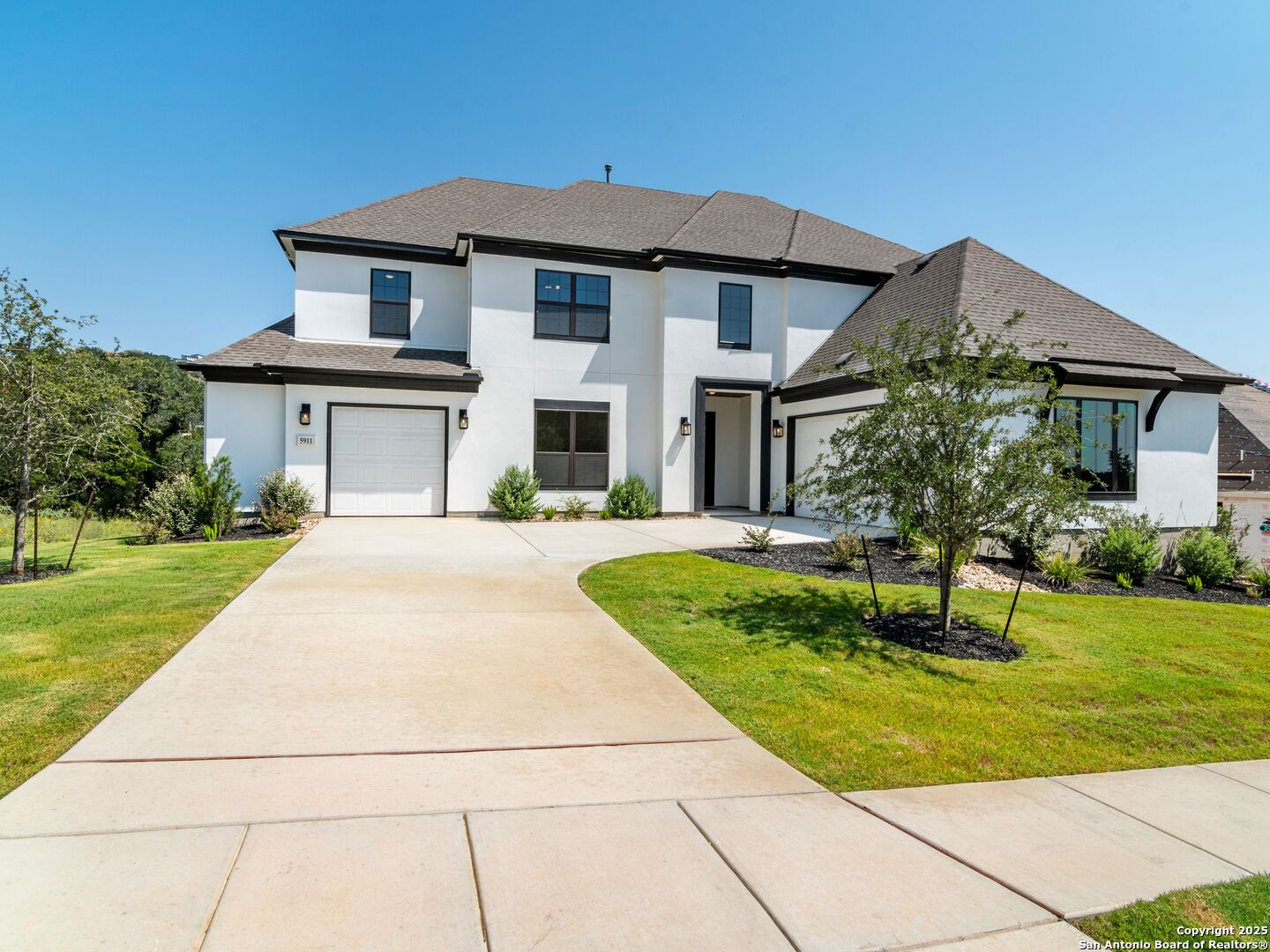 5911 Verandas Way