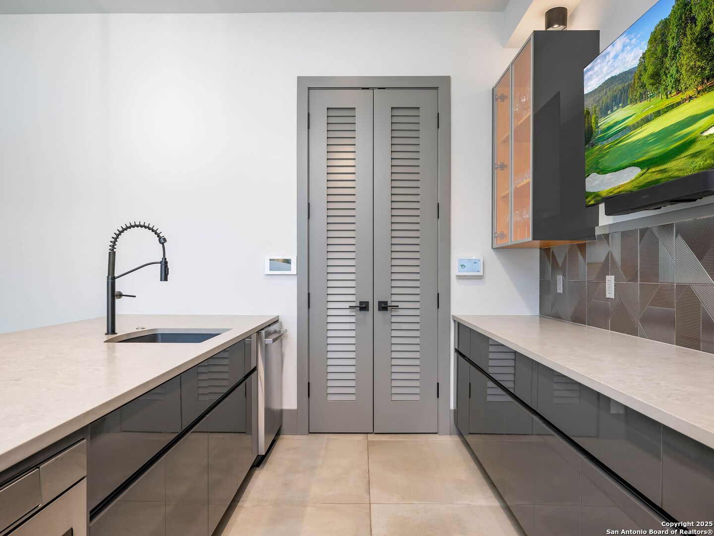 7231 Stonewall # 6109