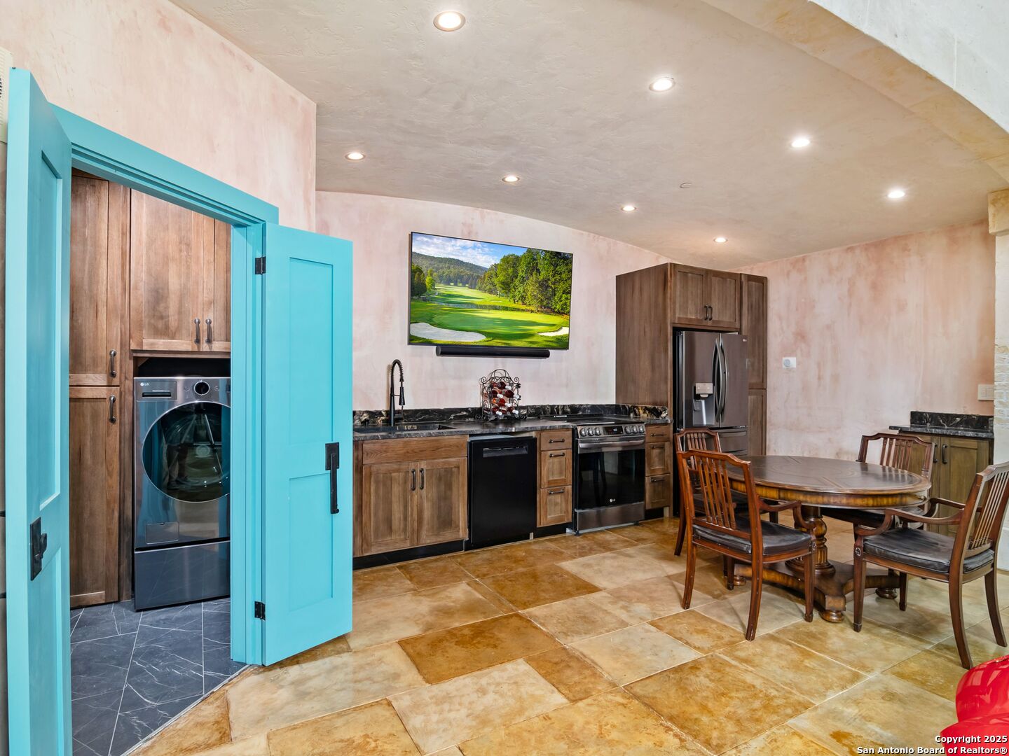 7231 Stonewall # 6109