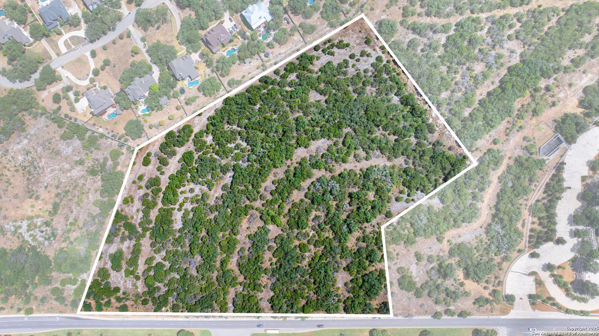 11.87 AC Stone Oak