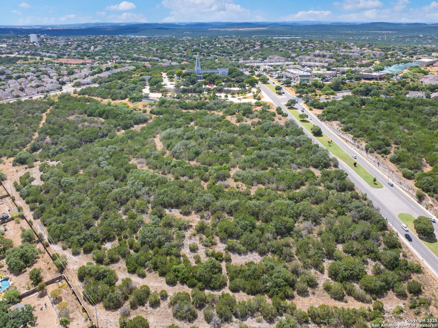11.87 AC Stone Oak