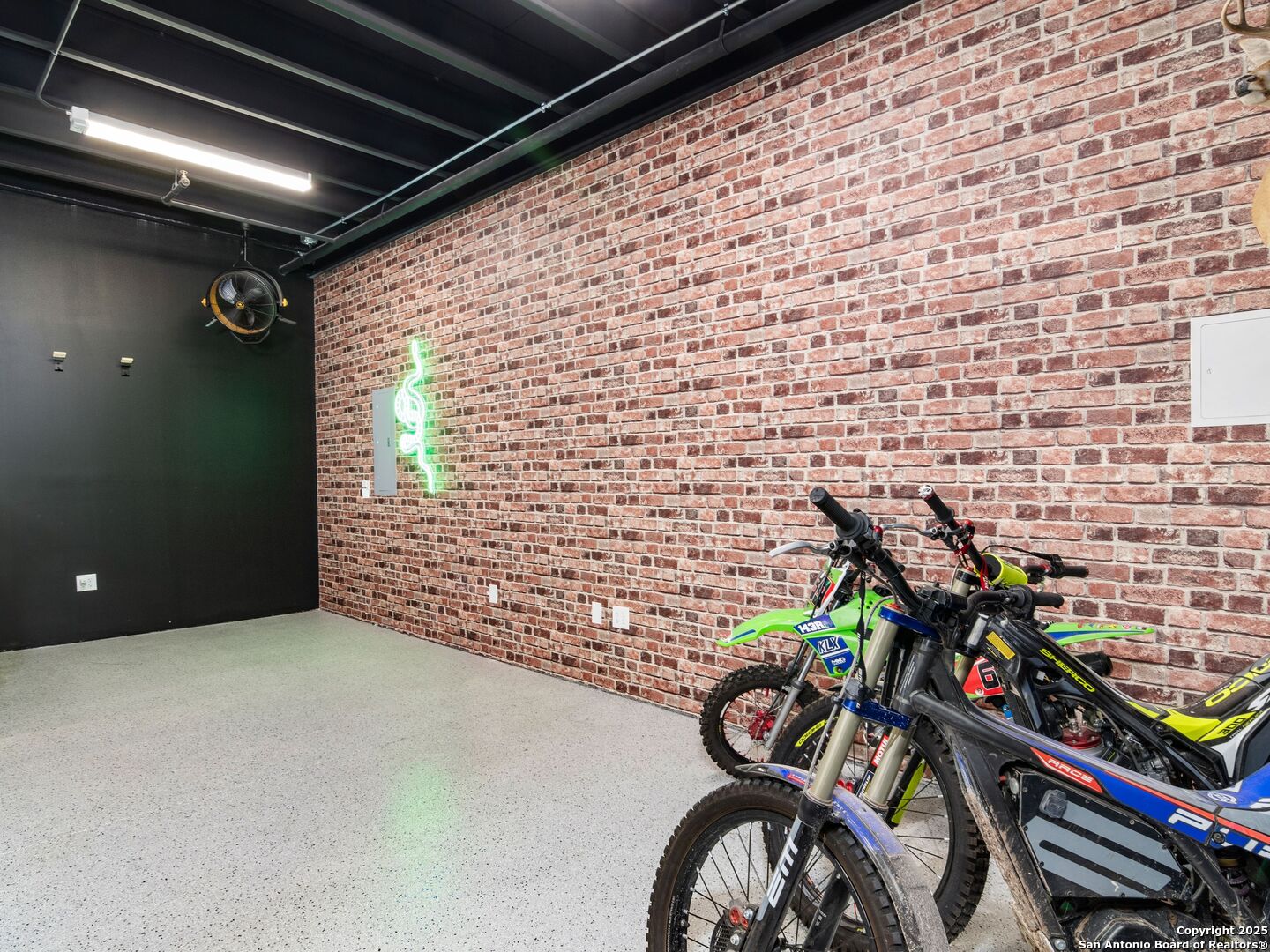 7231 Stonewall # 6108