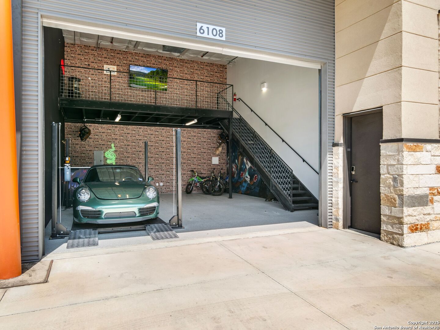 7231 Stonewall # 6108