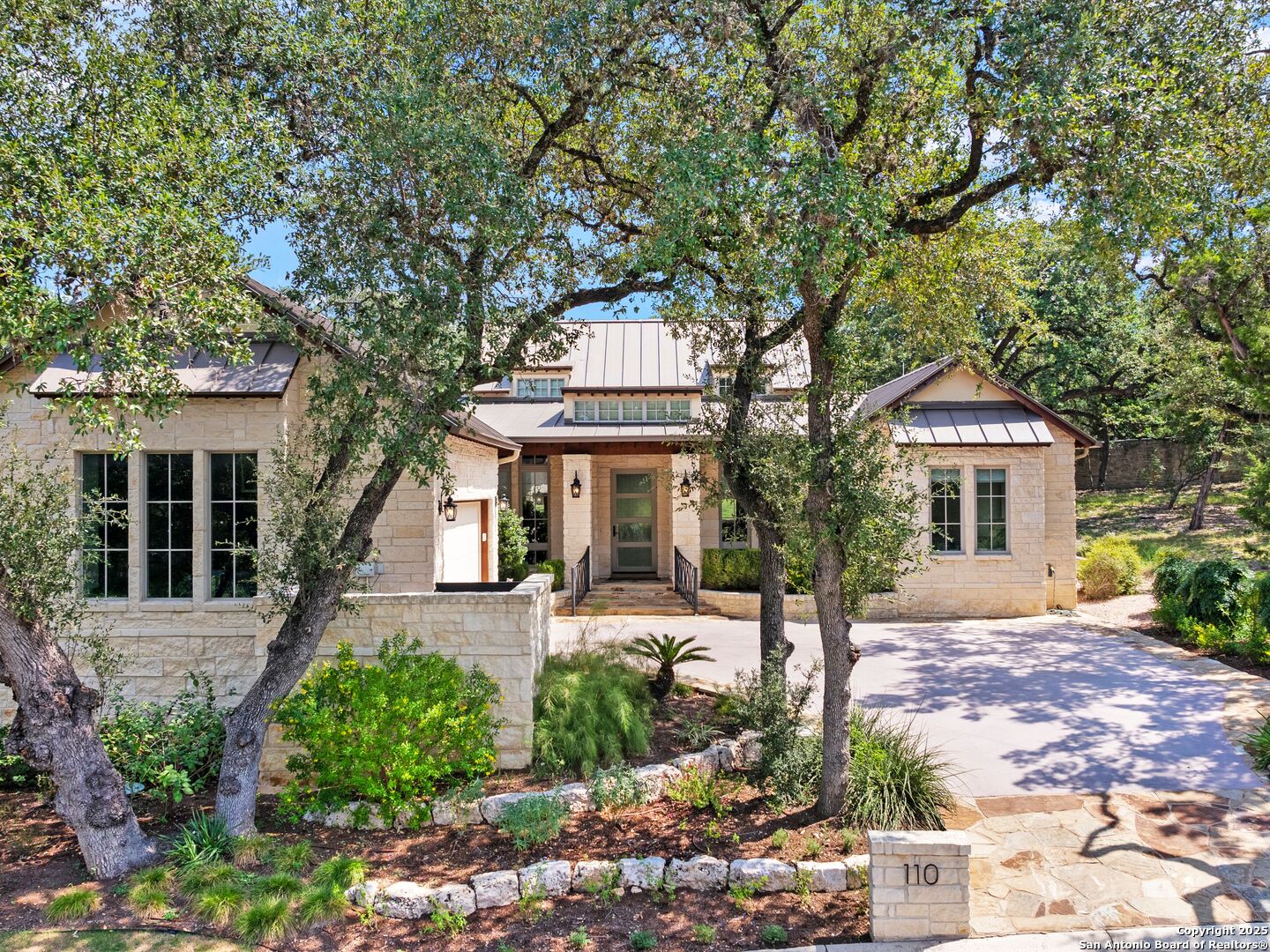 110 Manorbrook