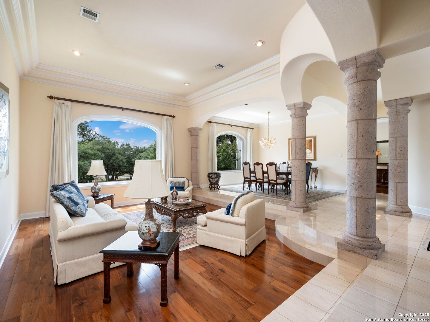 43 Stratton Ln