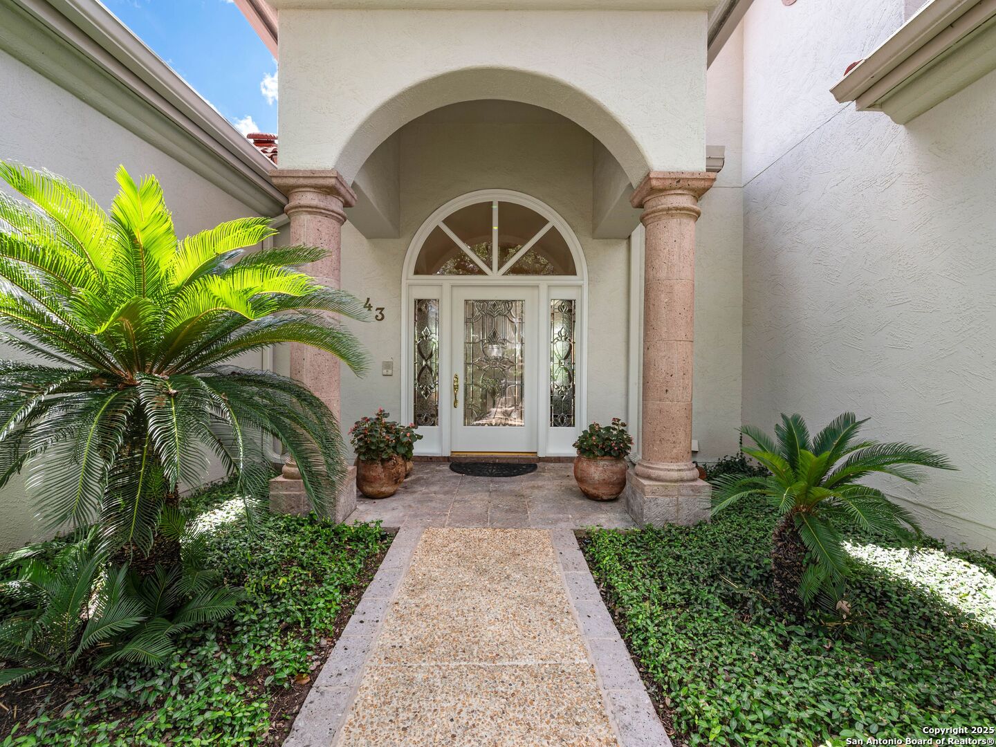 43 Stratton Ln