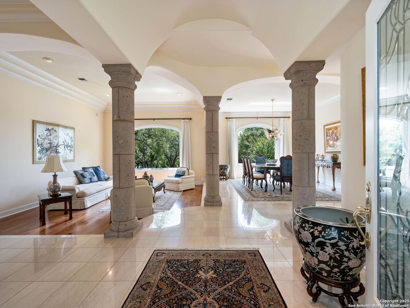 43 Stratton Ln