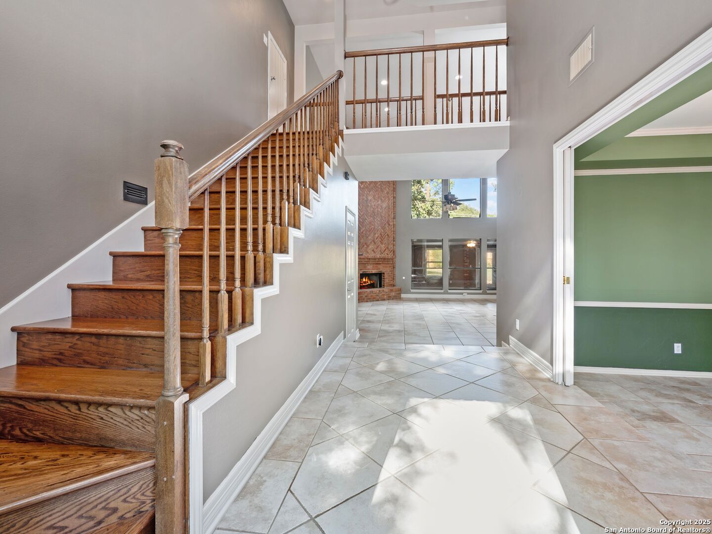 332 Towne Vue