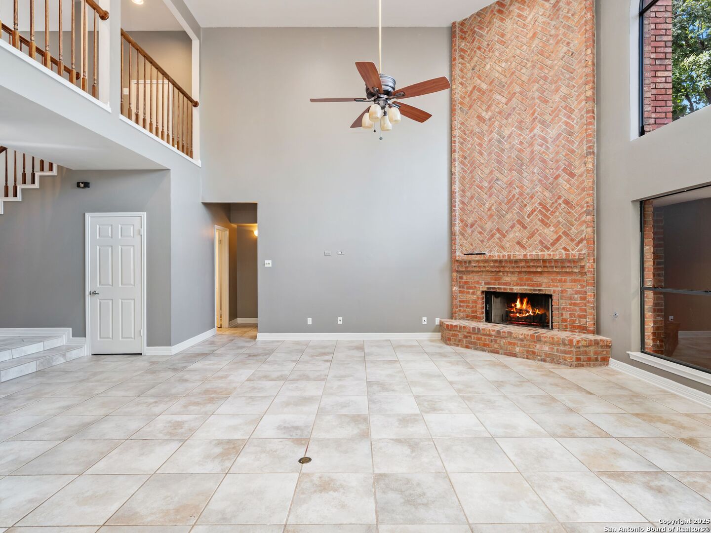 332 Towne Vue