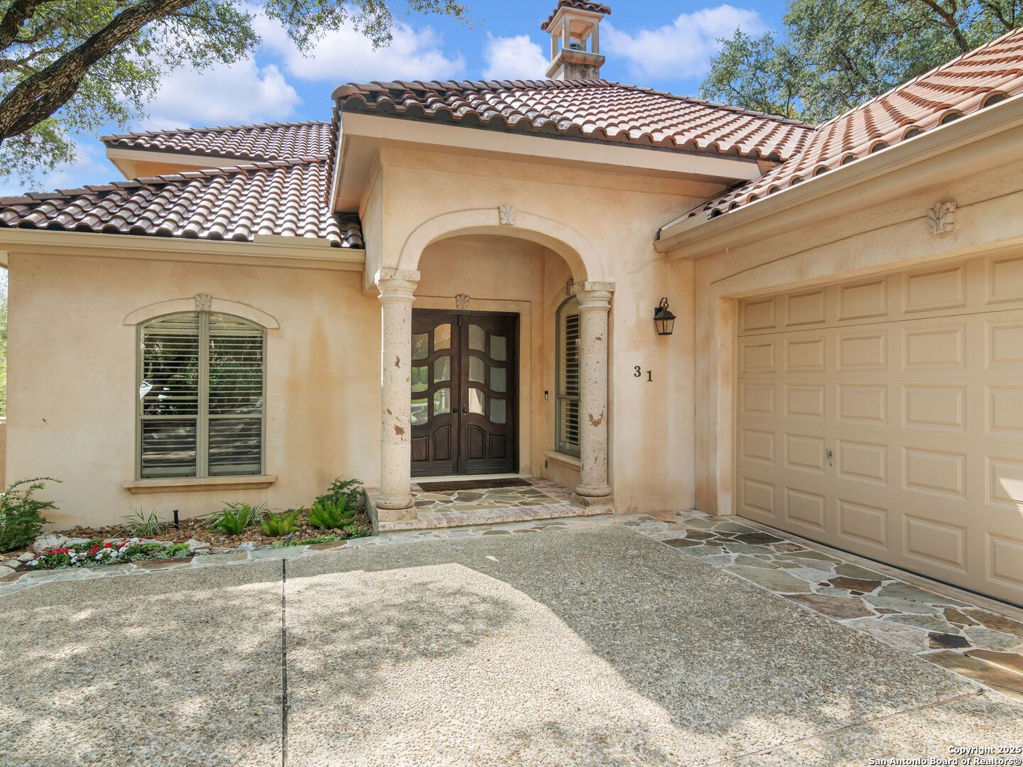 31 Stratton