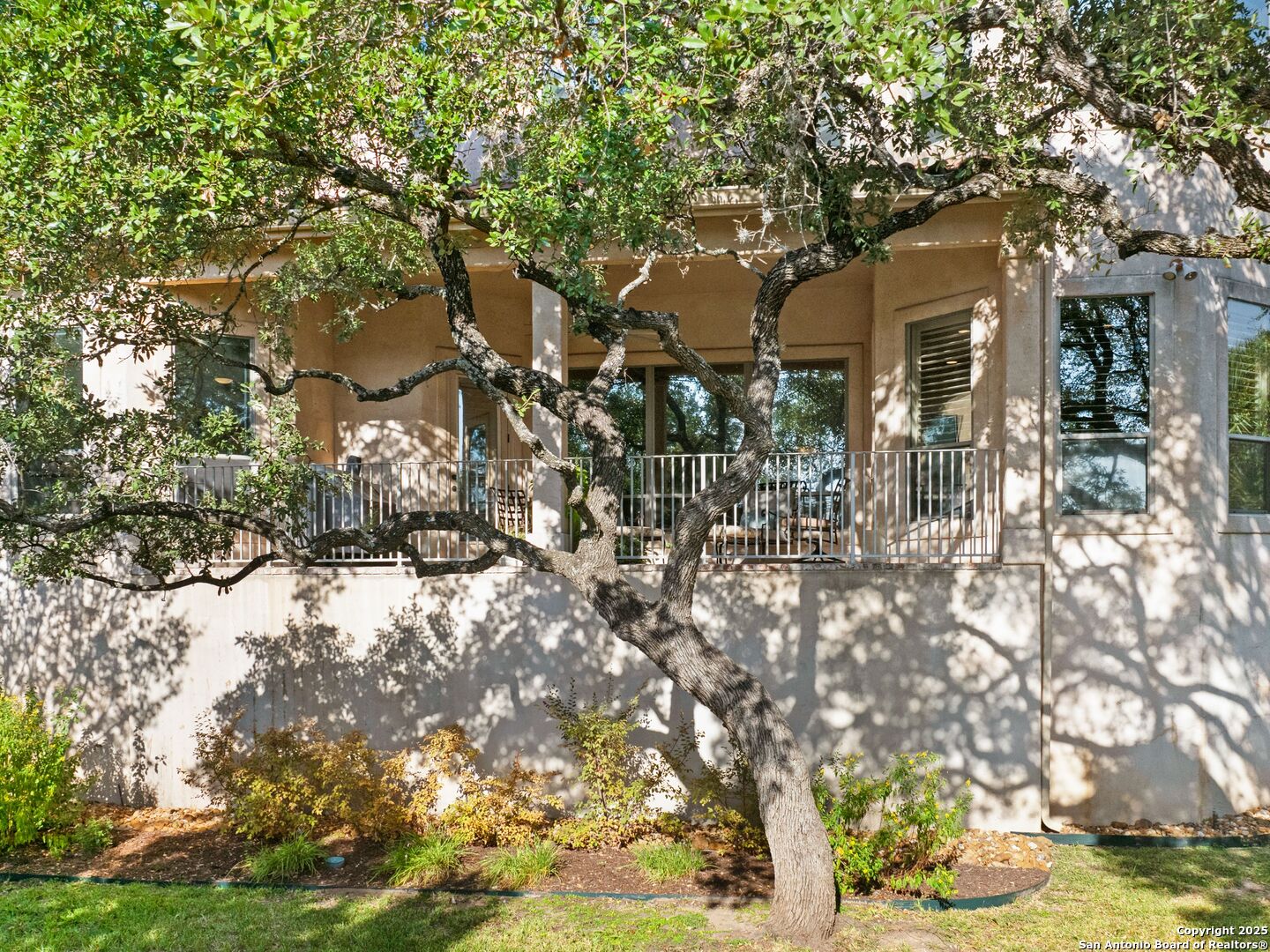 31 Stratton