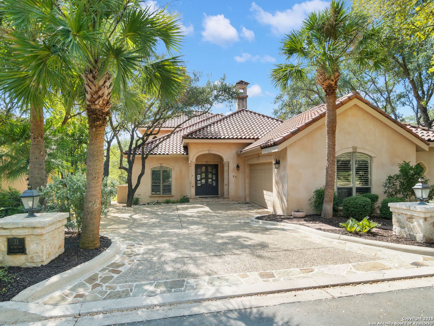 31 Stratton