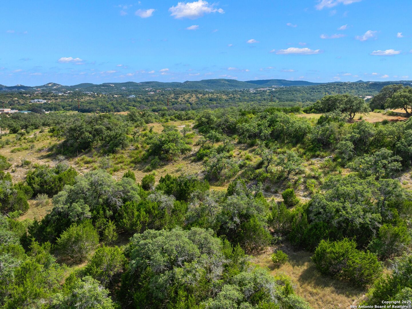 27016 Toutant Beauregard