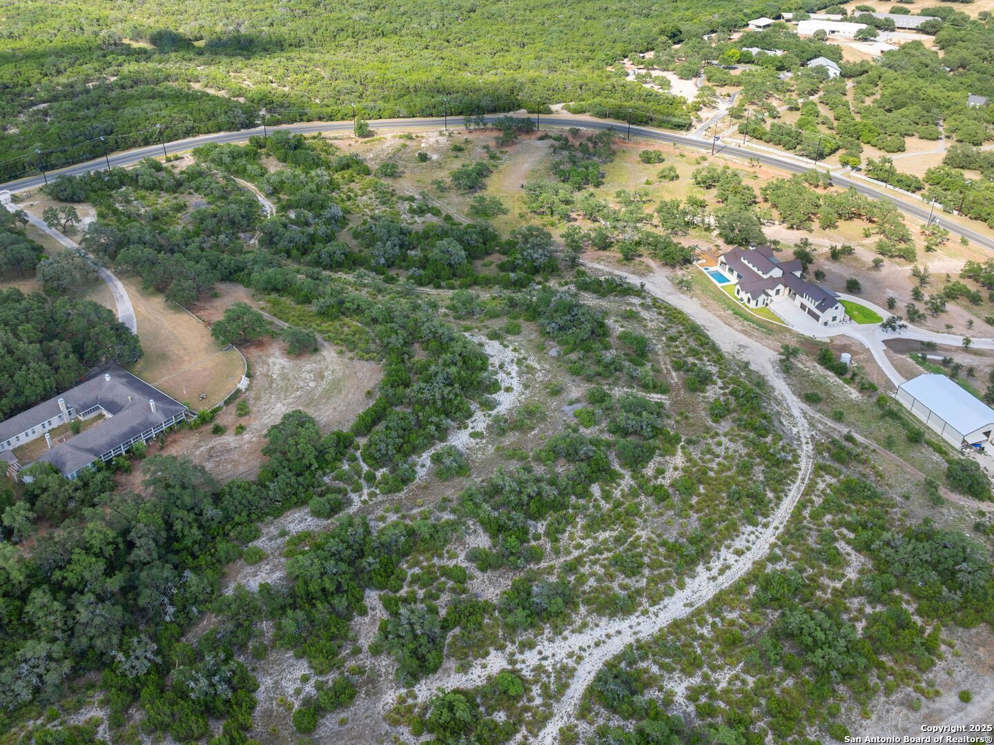 27016 Toutant Beauregard