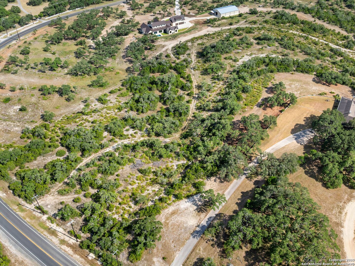 27016 Toutant Beauregard