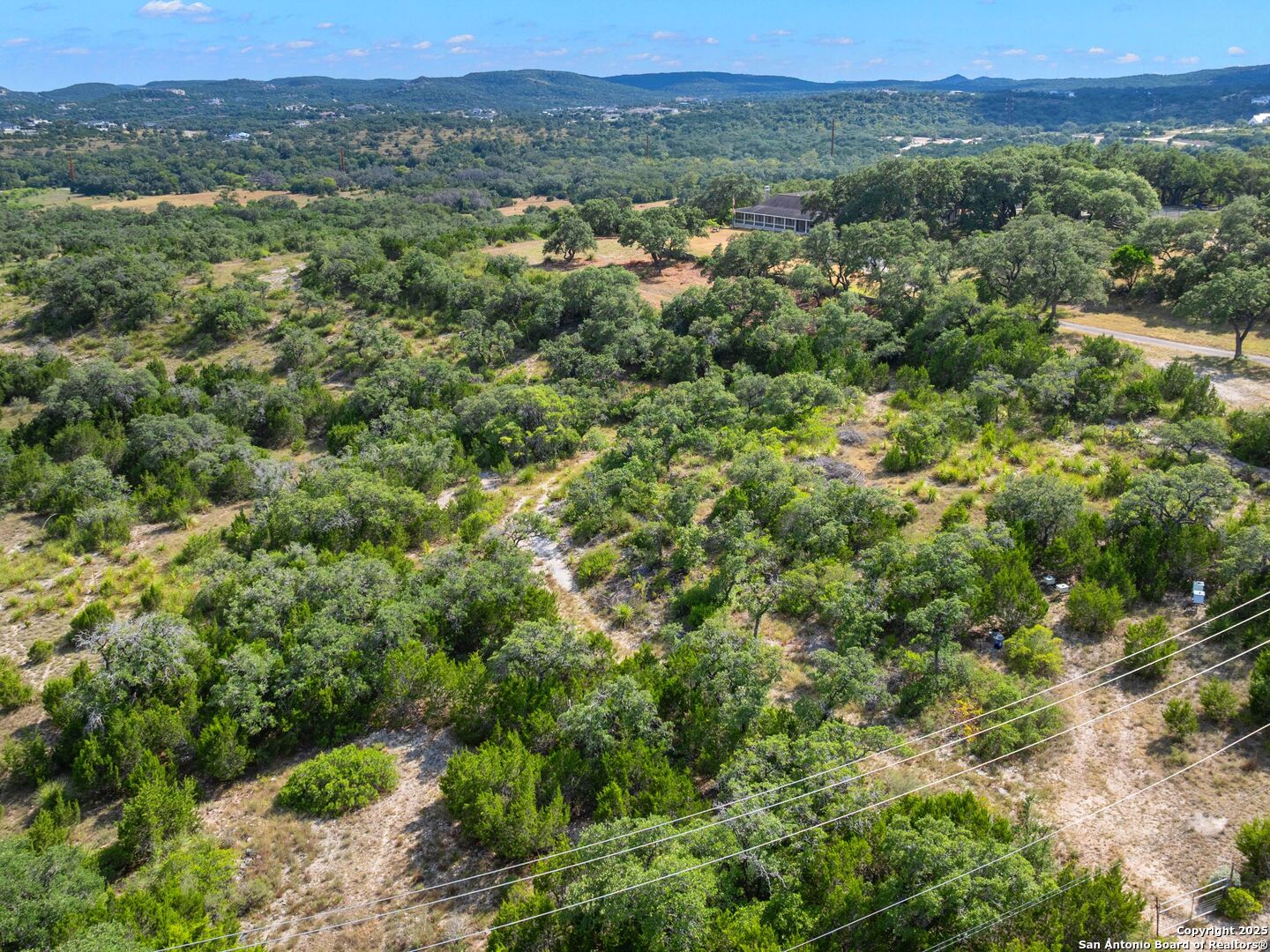 27016 Toutant Beauregard