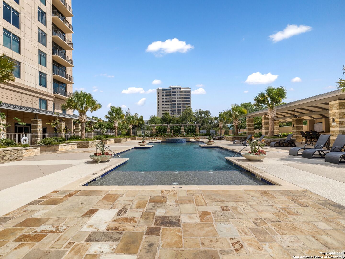 4242 Broadway APT 2002