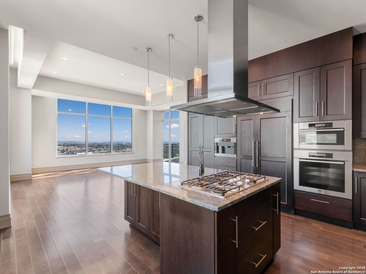 4242 Broadway APT 2002