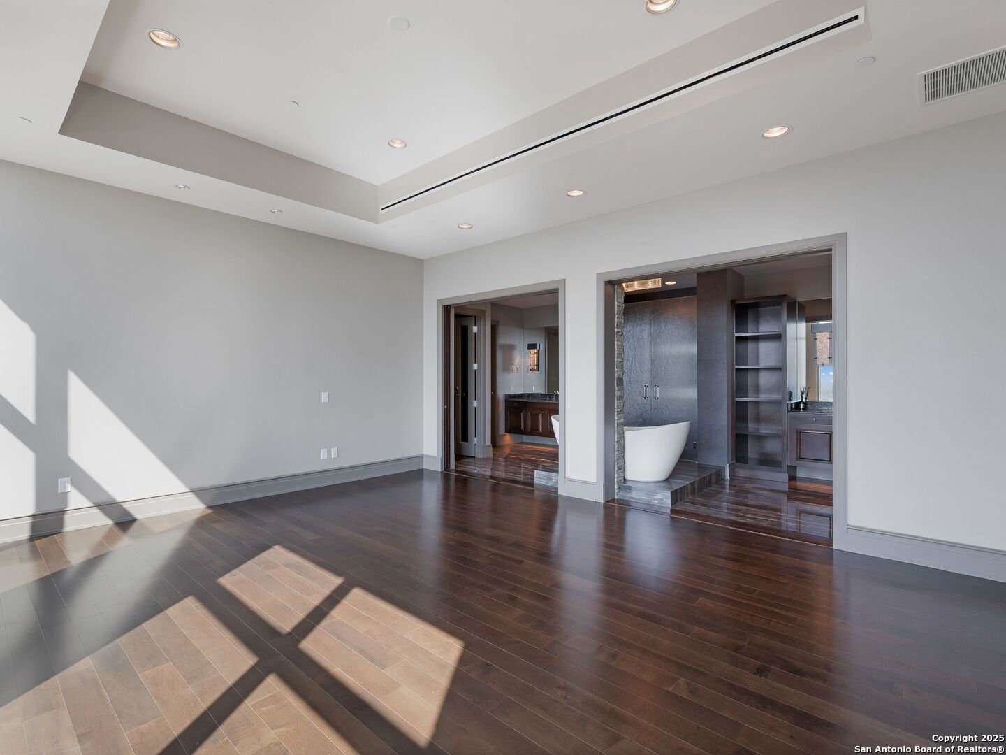 4242 Broadway APT 2002