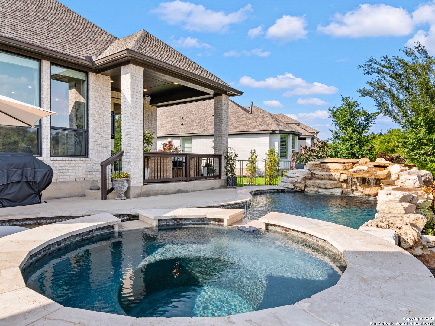 7054 Cantera Manor