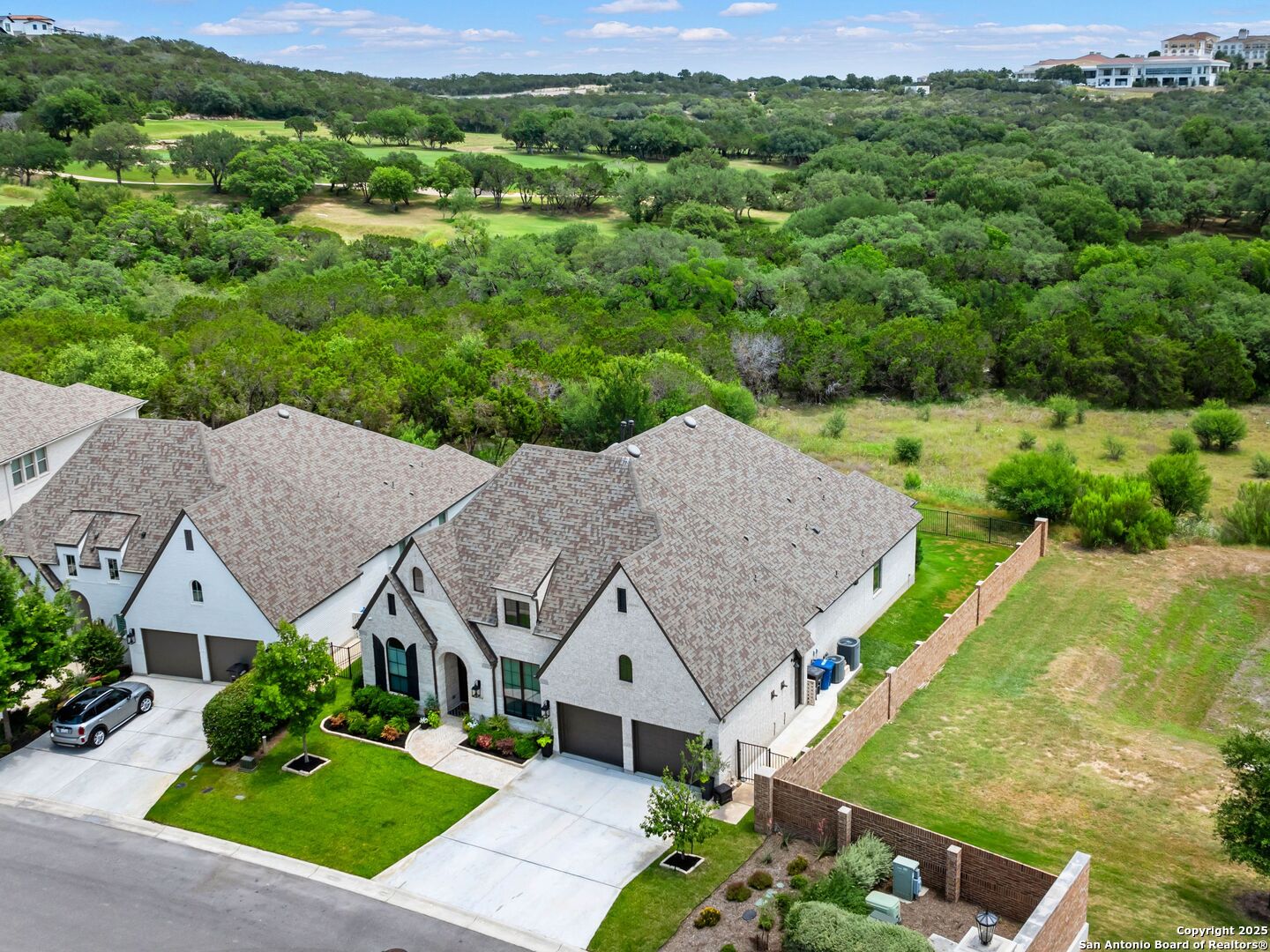 7054 Cantera Manor