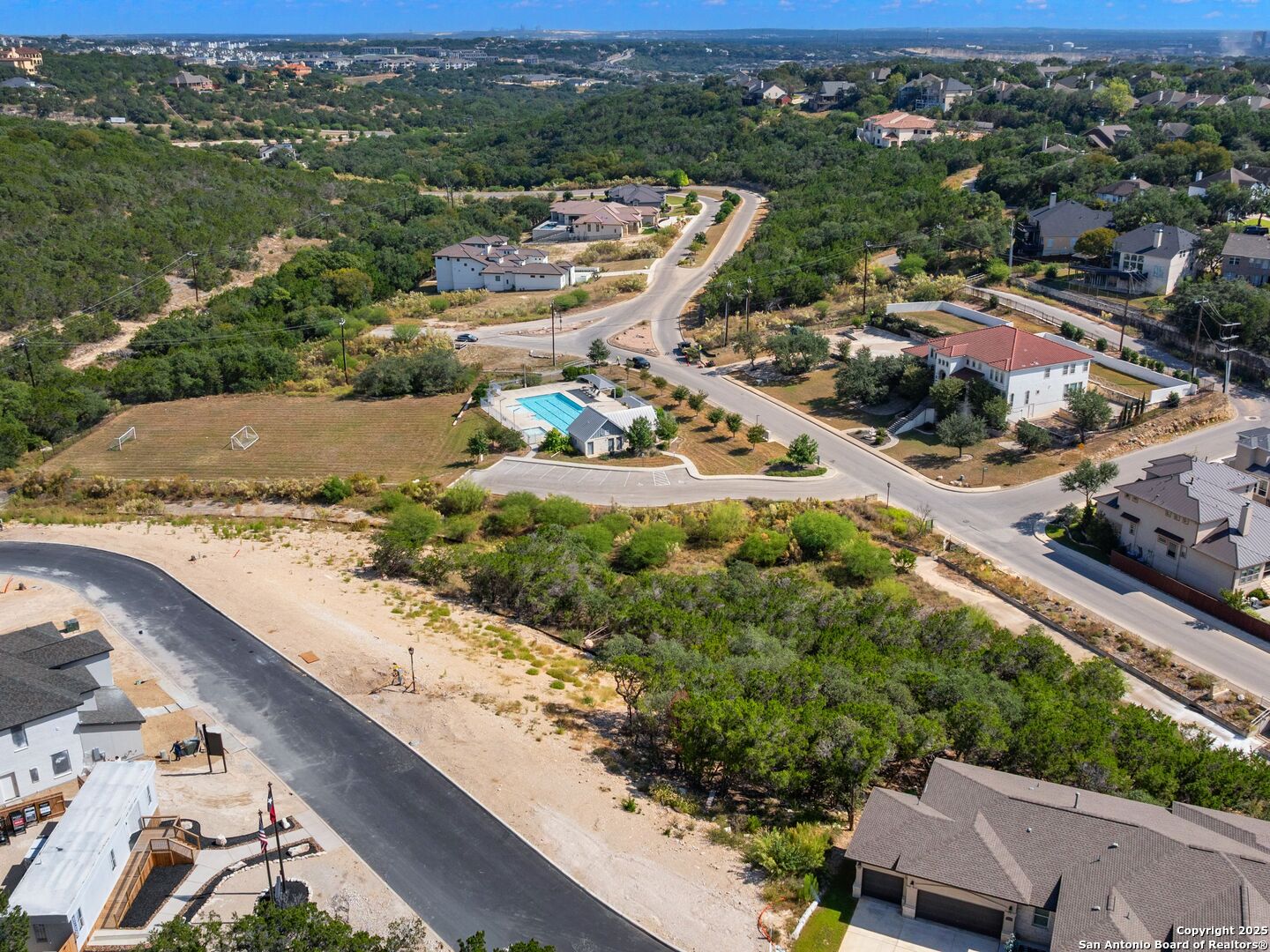 22022 Rustic Hollow