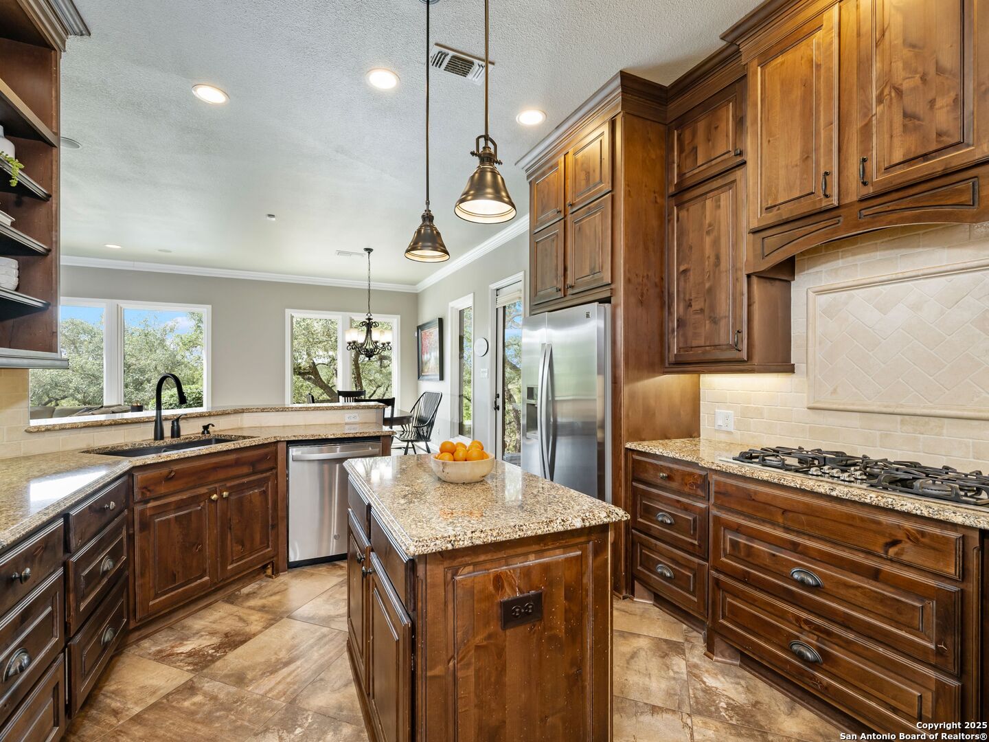 22525 Fossil Ridge