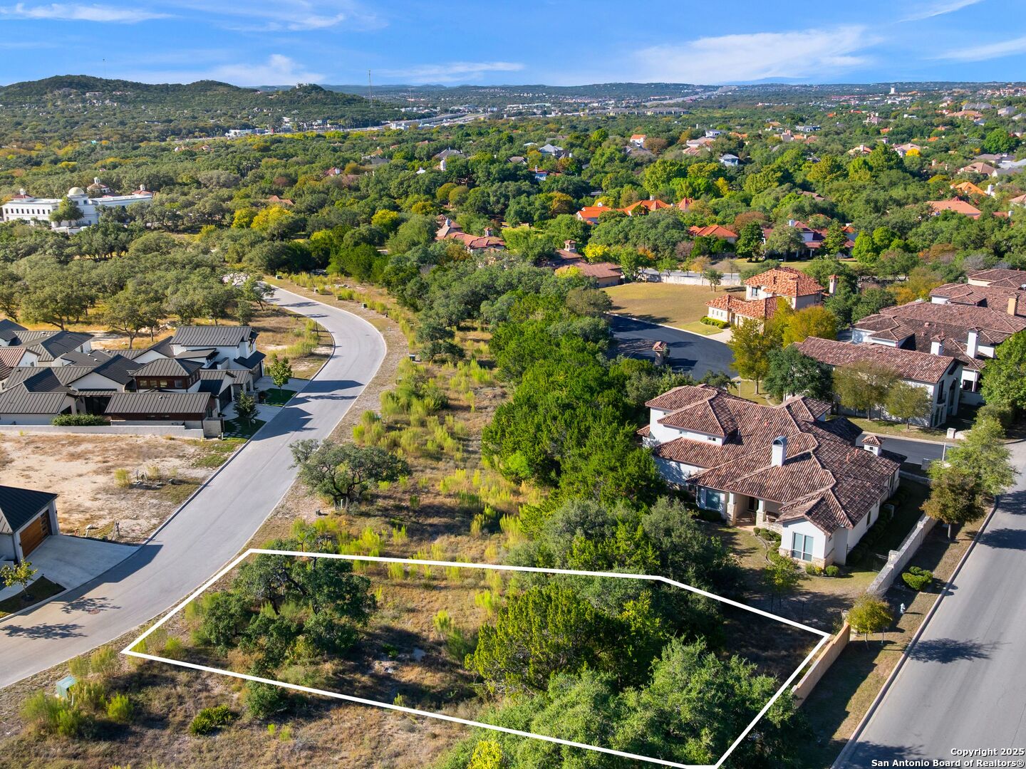 11 DOMINION MEADOWS