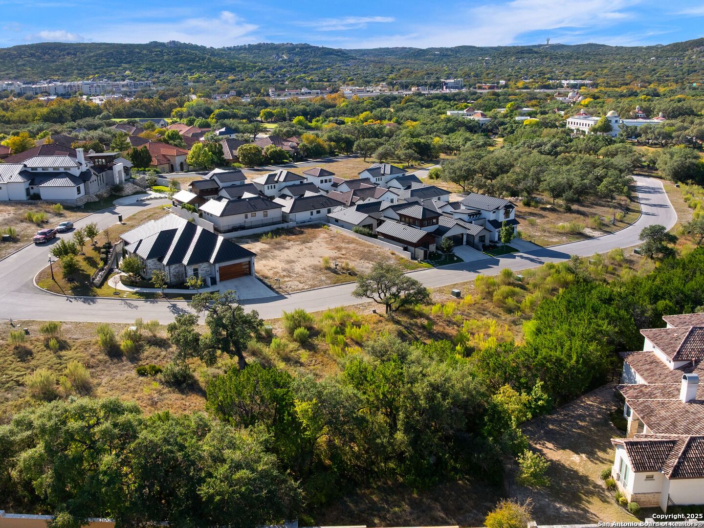 11 DOMINION MEADOWS