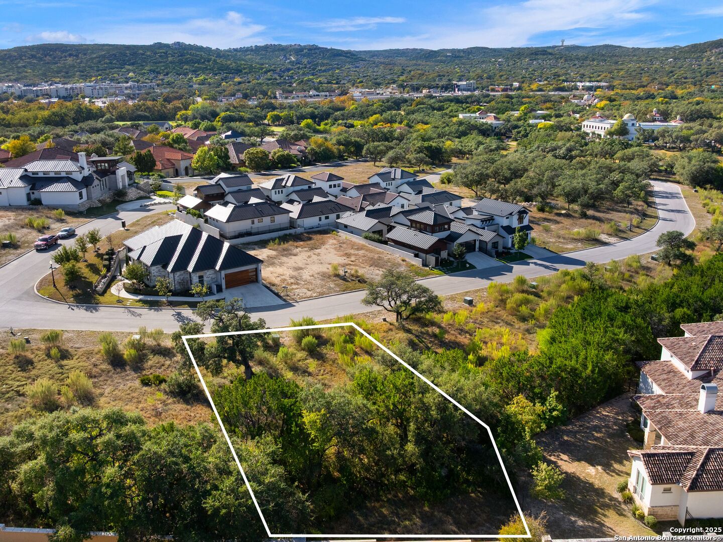 11 DOMINION MEADOWS