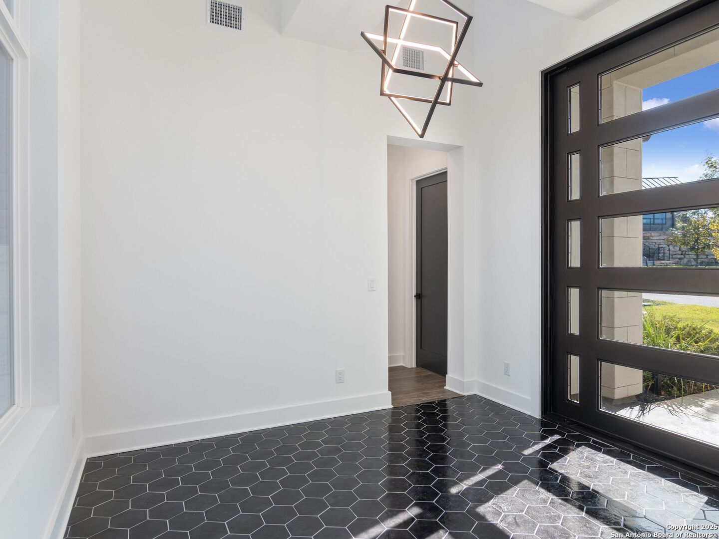 35 Dominion Heights