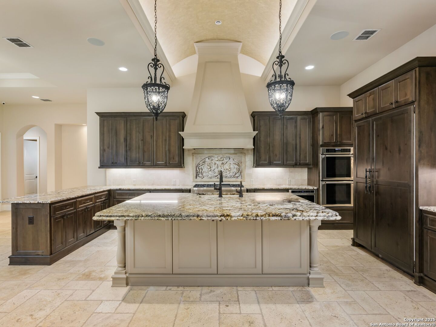 211 Wellesley Landing