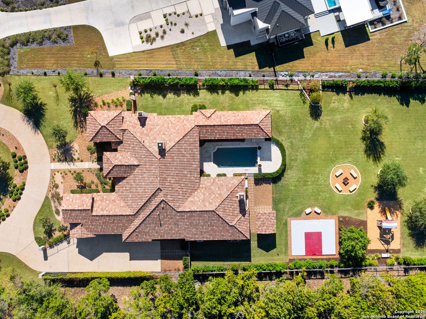 211 Wellesley Landing