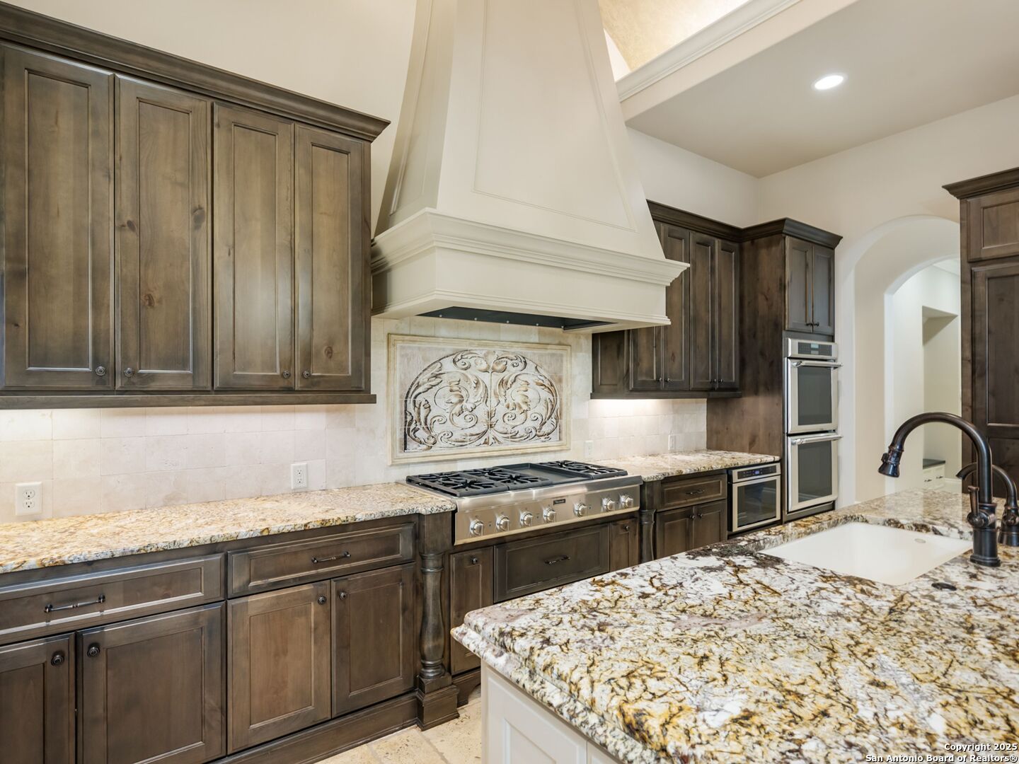 211 Wellesley Landing