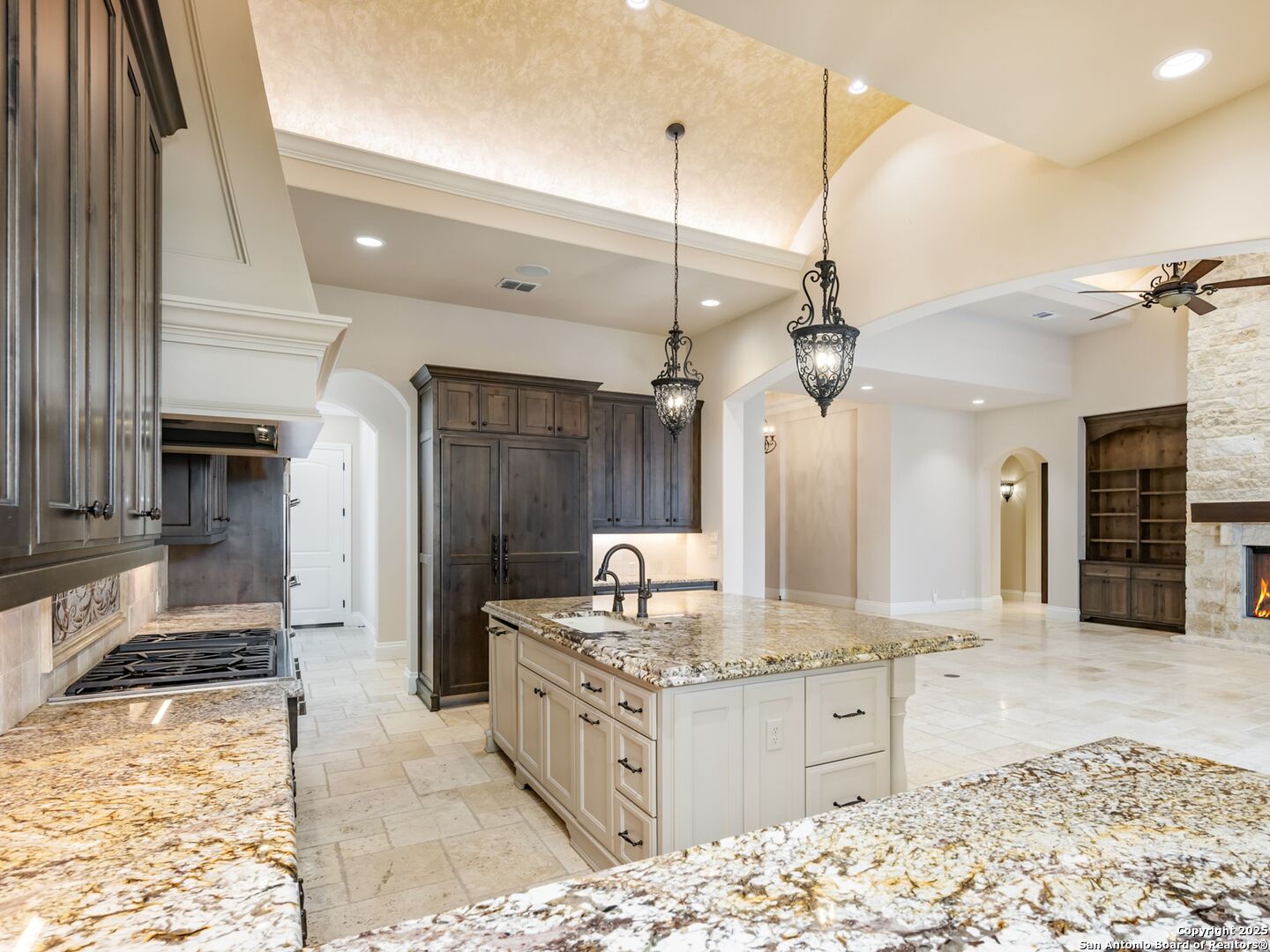 211 Wellesley Landing