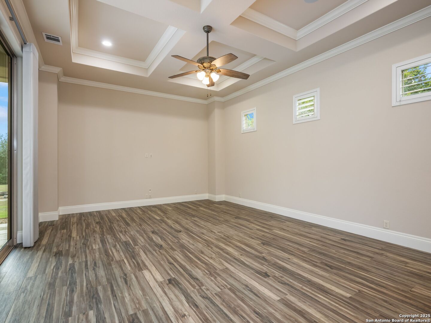 211 Wellesley Landing