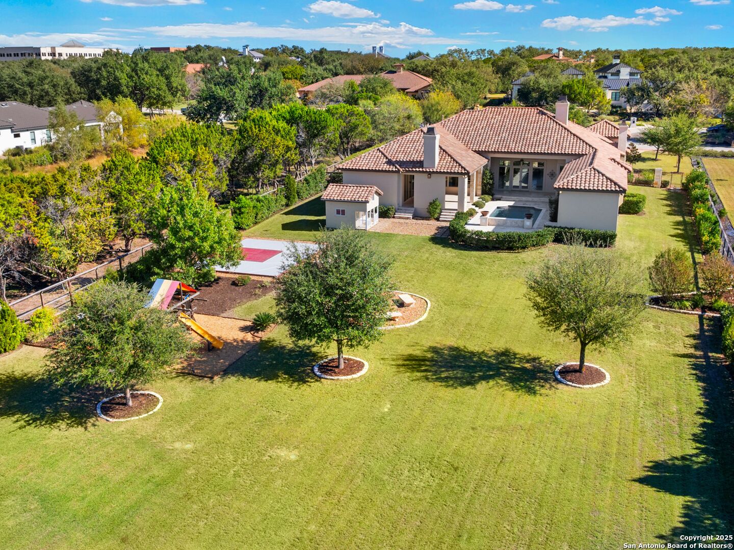 211 Wellesley Landing